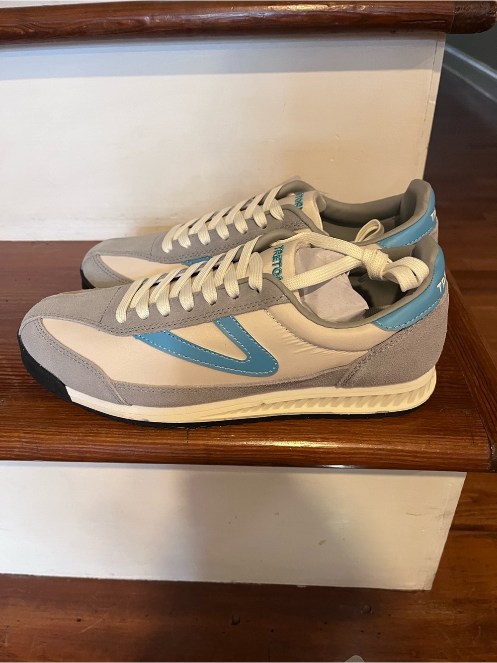 Tretorn Rawlins 2.0 in Carolina blue, size 7, NIB - Picture 9 of 11